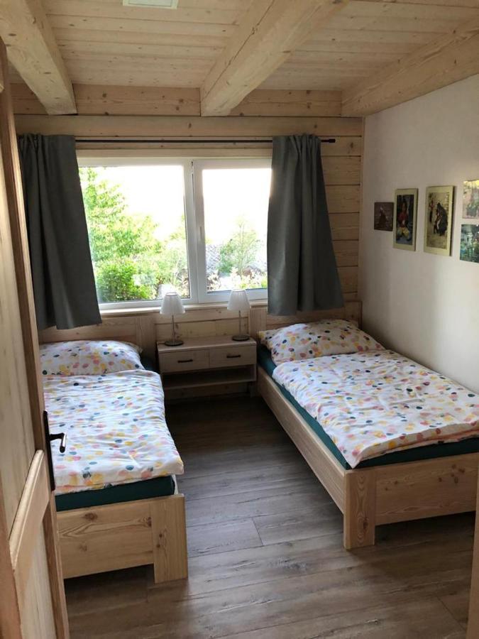 Apartman Nezichov Touzim Ngoại thất bức ảnh